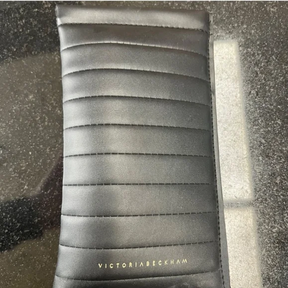 Victoria Beckham Tortoise Glasses - Picture 5 of 7